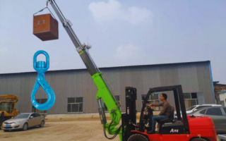 Những điều cần lưu ý khi sử dụng móc cẩu xoay